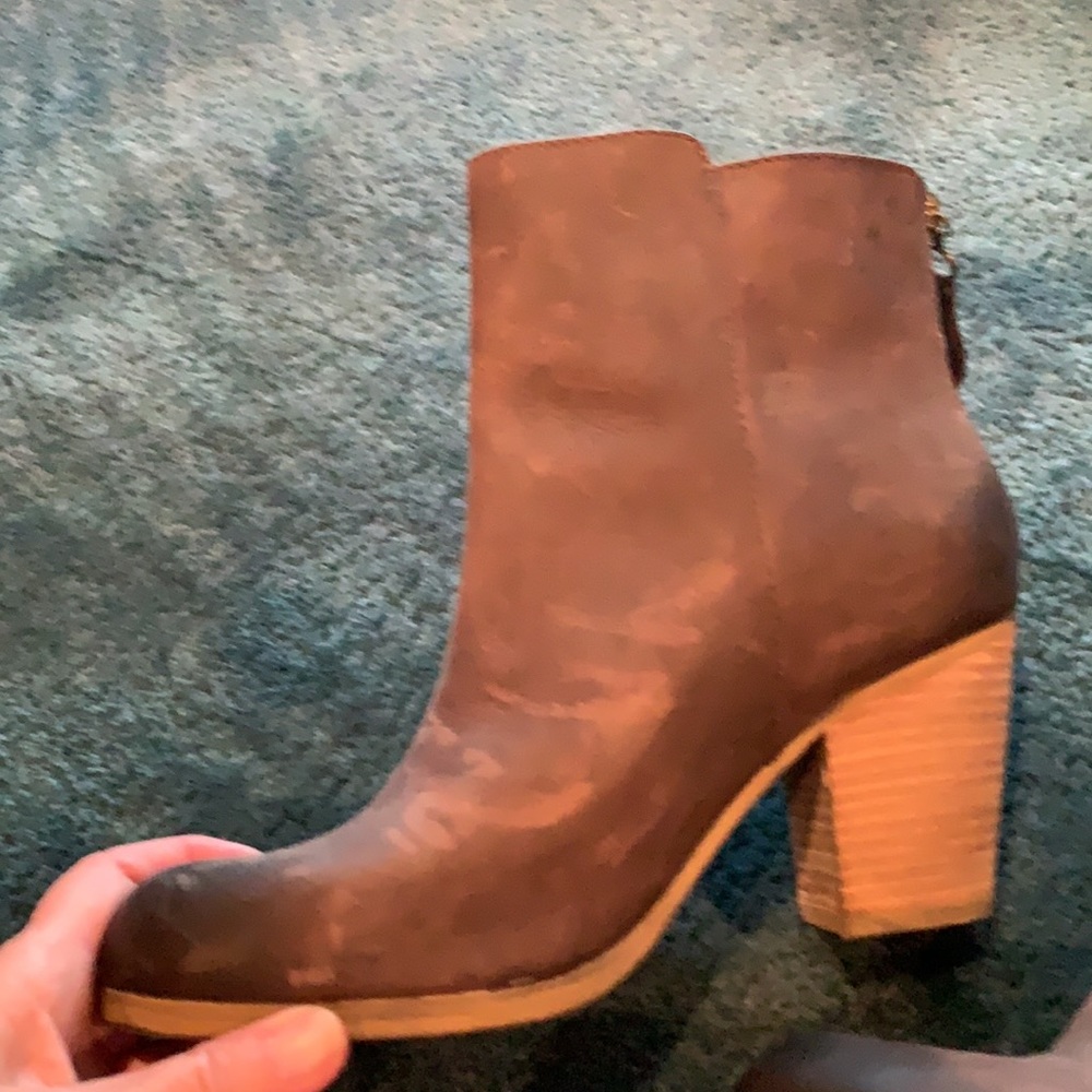 Ralph Lauren boots - Picture 7 of 9